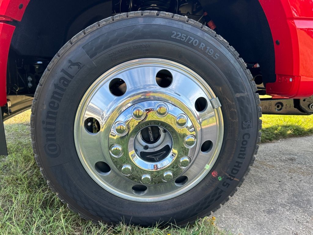 2026 Ford F-450 XLT photo 8