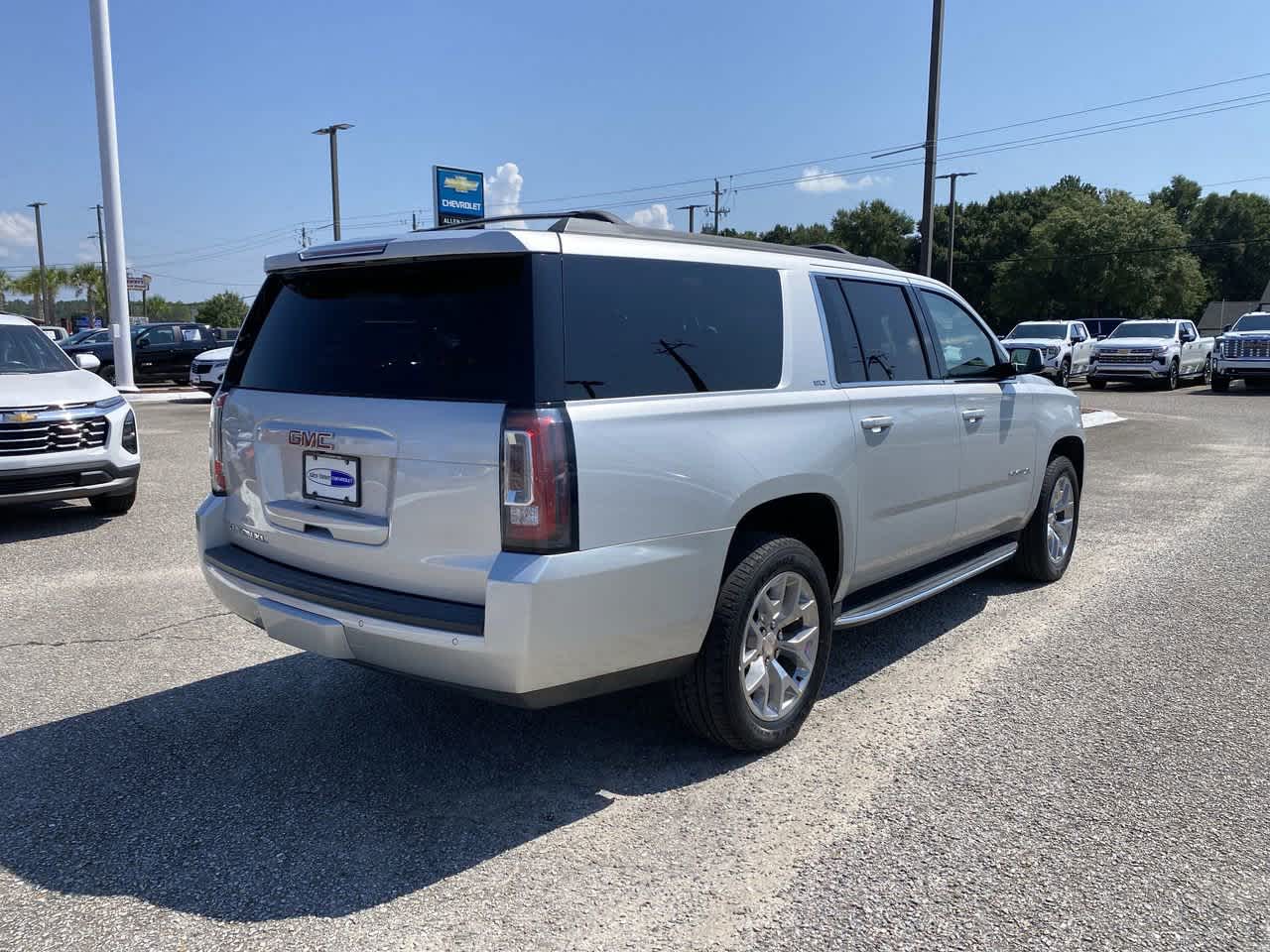 2019 Gmc Yukon XL SLT photo 4