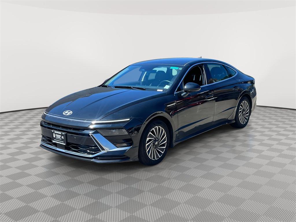 2024 Hyundai Sonata Hybrid SEL photo 3