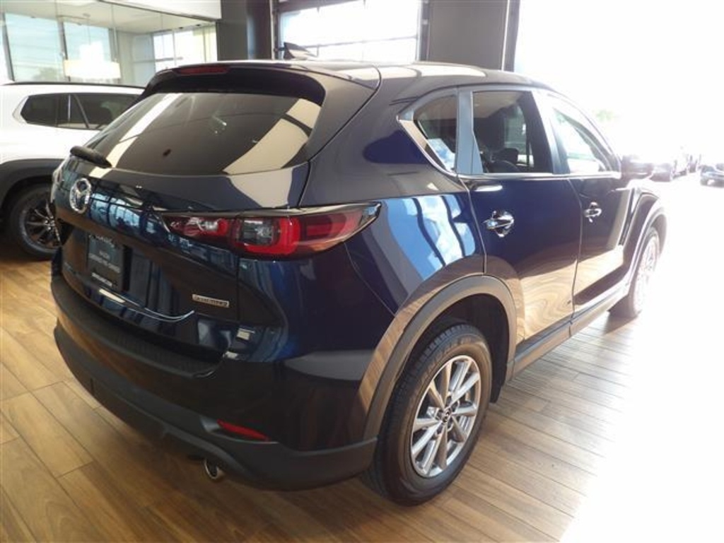 2023 Mazda CX-5 2.5 S Preferred photo 6