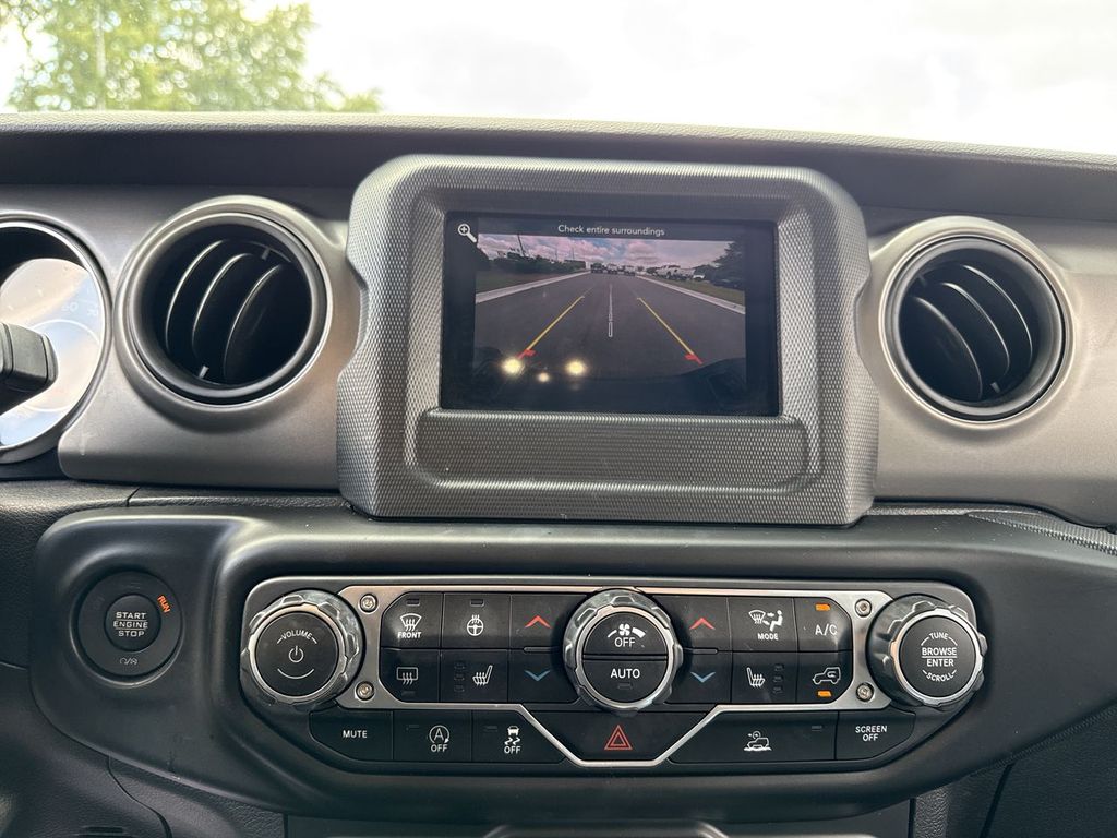 2022 Jeep Gladiator Sport photo 15