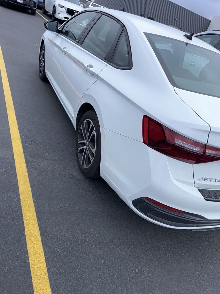 2023 Volkswagen Jetta 1.5T Sport photo 2