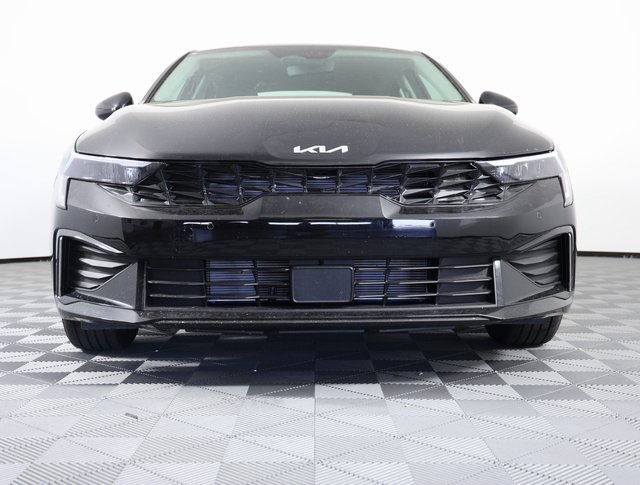 2025 Kia K5 LXS photo 2