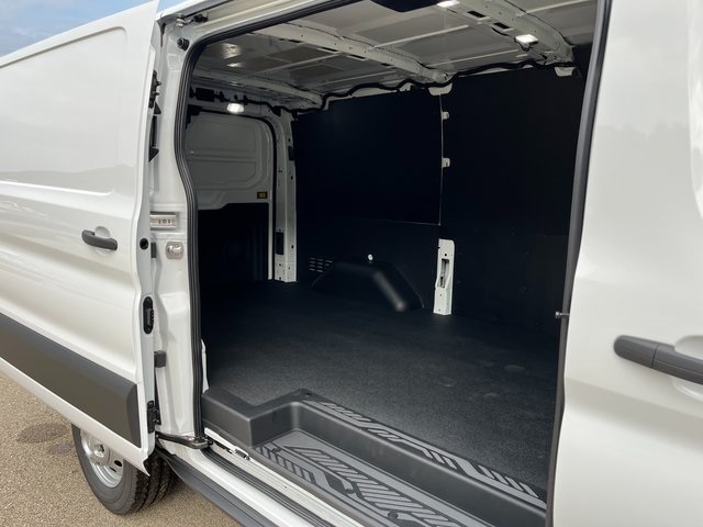 2025 Ford Transit Cargo Van photo 16