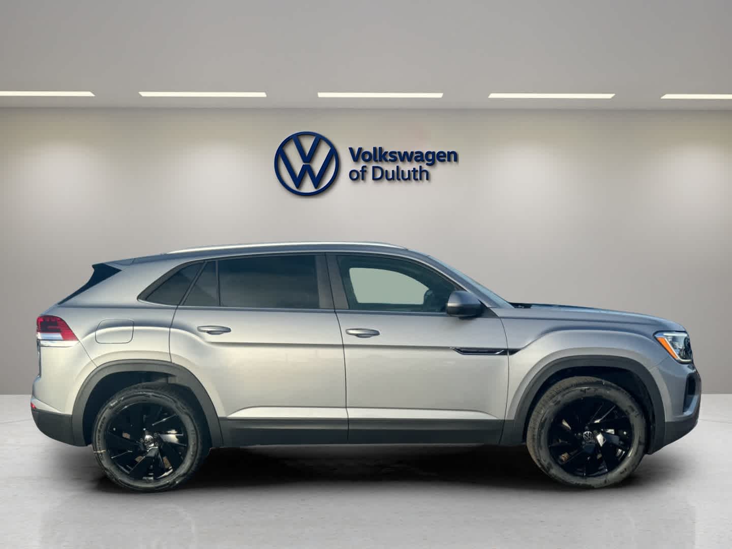 2025 Volkswagen Atlas Cross Sport SE Technology photo 5
