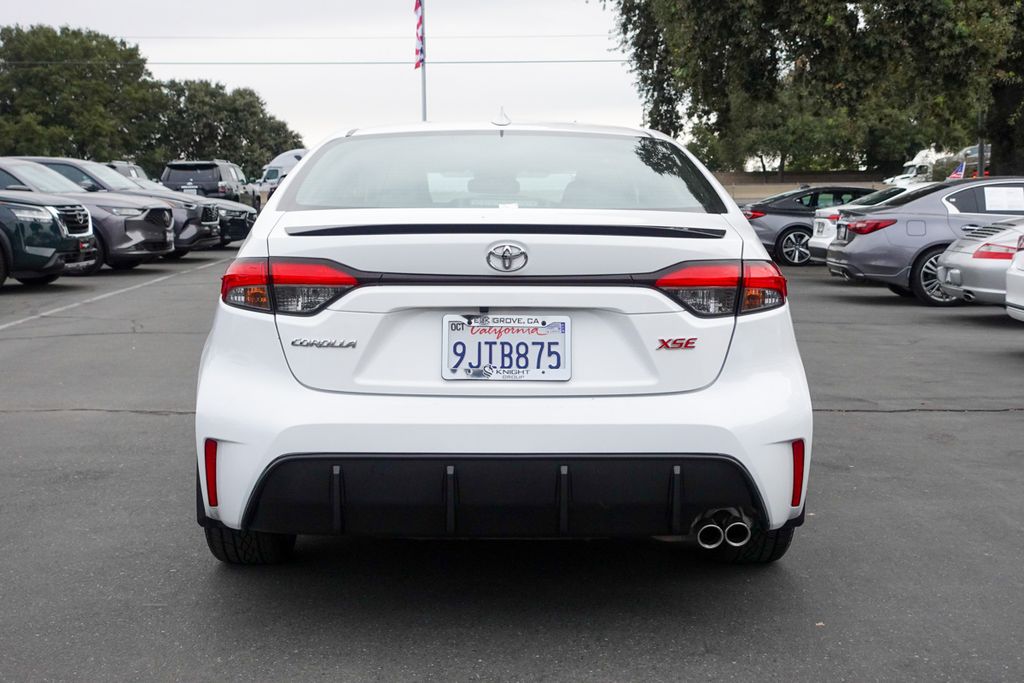 2023 Toyota Corolla XSE photo 6