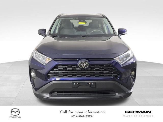 2019 Toyota RAV4 XLE photo 2