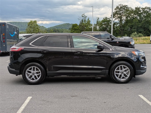 2023 Ford Edge SEL photo 4