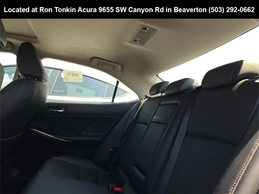 2014 Lexus IS 250 photo 9