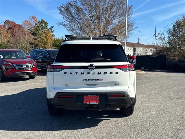 2025 Nissan Pathfinder Rock Creek photo 4