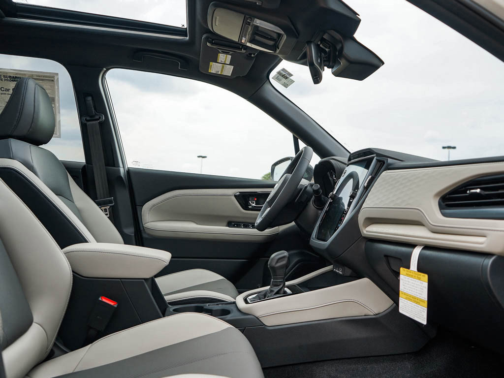 2025 Subaru Forester Limited photo 8