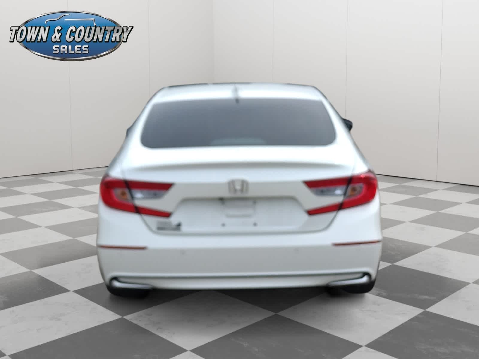 2018 Honda Accord Hybrid Touring photo 5