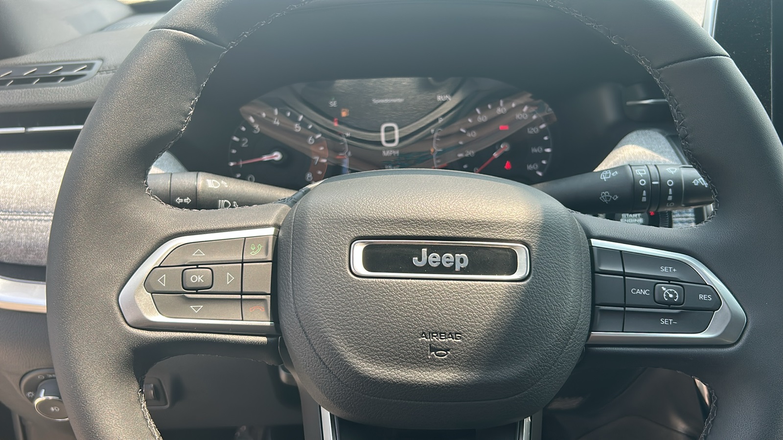 2025 Jeep Compass Latitude photo 18