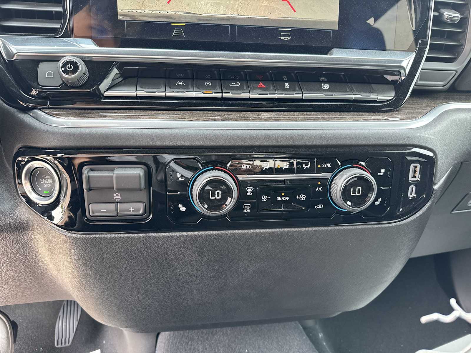2026 Chevrolet Silverado 1500 LT photo 17