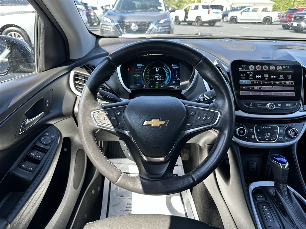 2018 Chevrolet Volt LT photo 14
