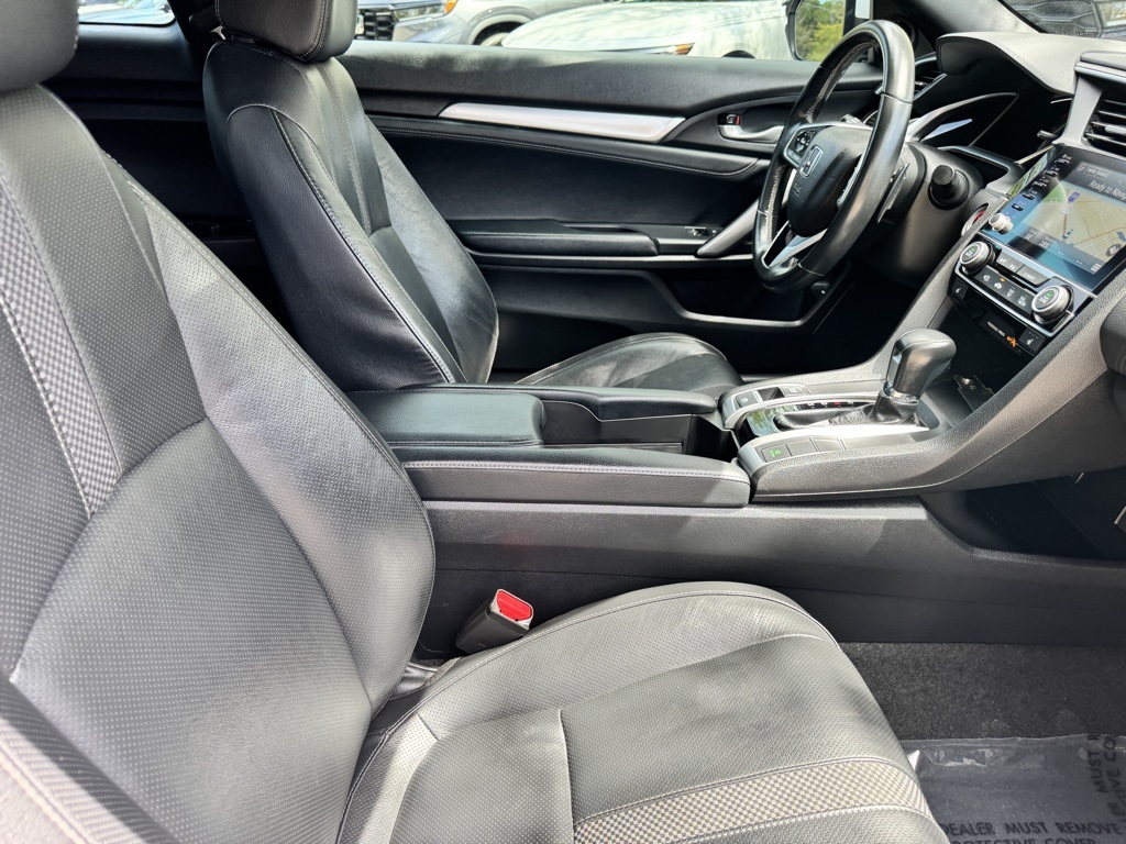 2019 Honda Civic Touring photo 7