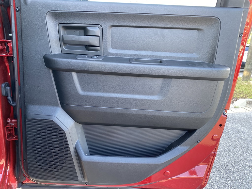 2025 Ram 2500 Tradesman photo 26