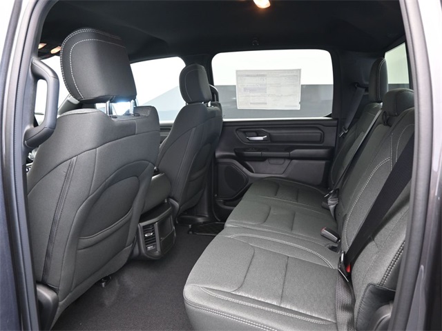 2025 Ram 1500 Tradesman photo 17