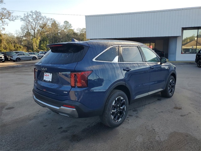 2025 Kia Sorento S photo 3