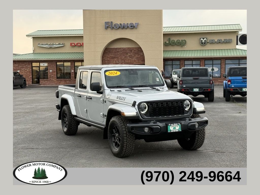 2024 Jeep Gladiator Willys's photo