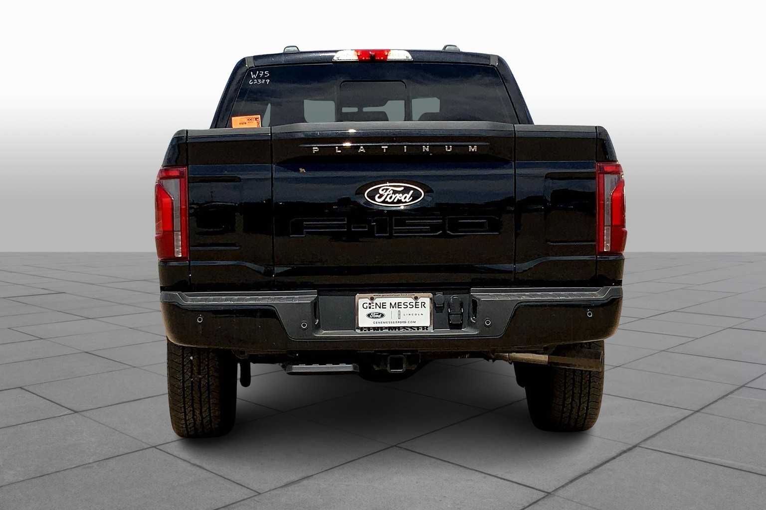 2025 Ford F-150 Platinum photo 4