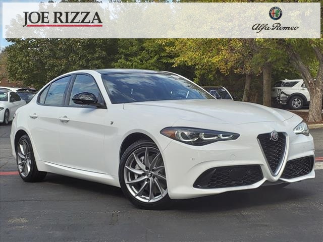 2024 Alfa Romeo Giulia Ti's photo