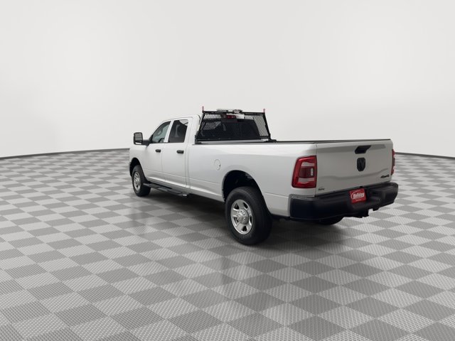 2024 Ram 3500 Tradesman photo 2