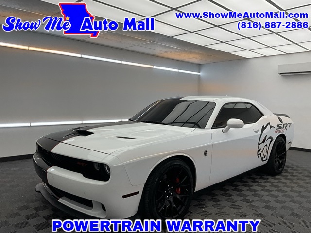 2016 Dodge Challenger SRT's photo
