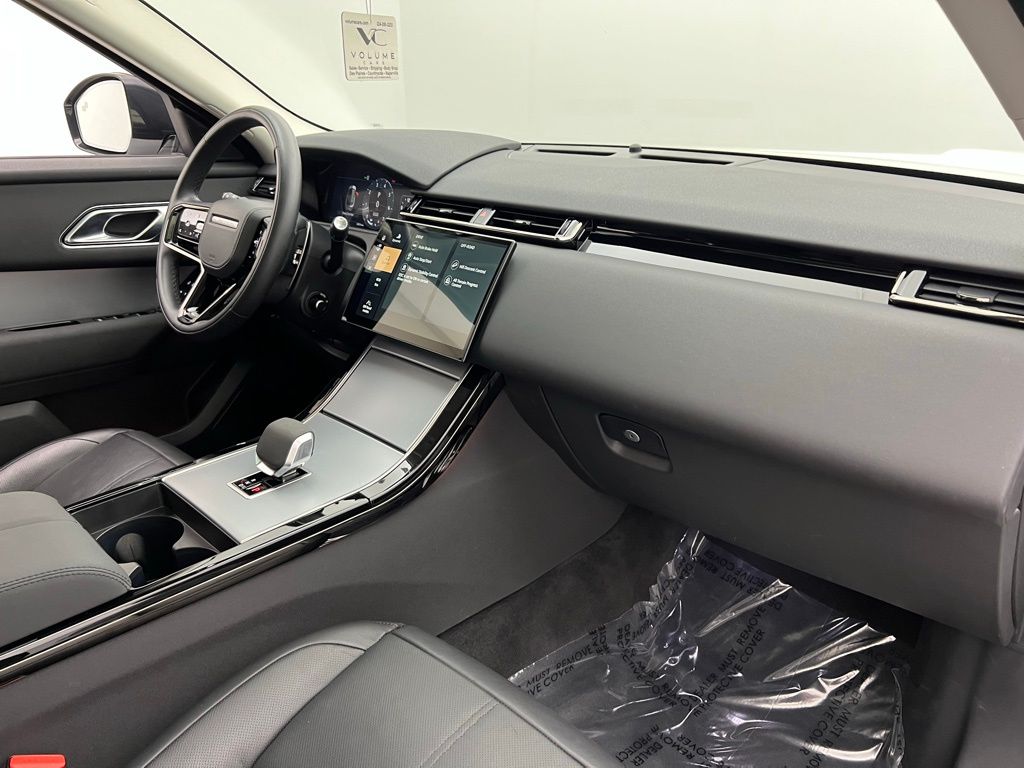 2024 Land Rover Range Rover Velar S photo 28