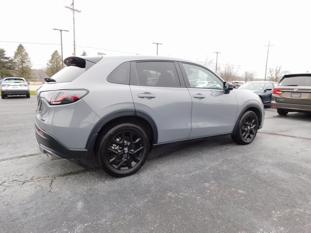 2025 Honda HR-V Sport photo 2