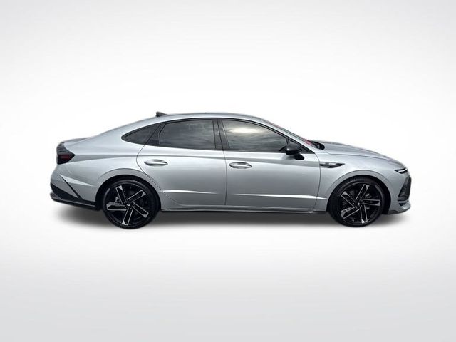 2024 Hyundai Sonata N Line photo 6