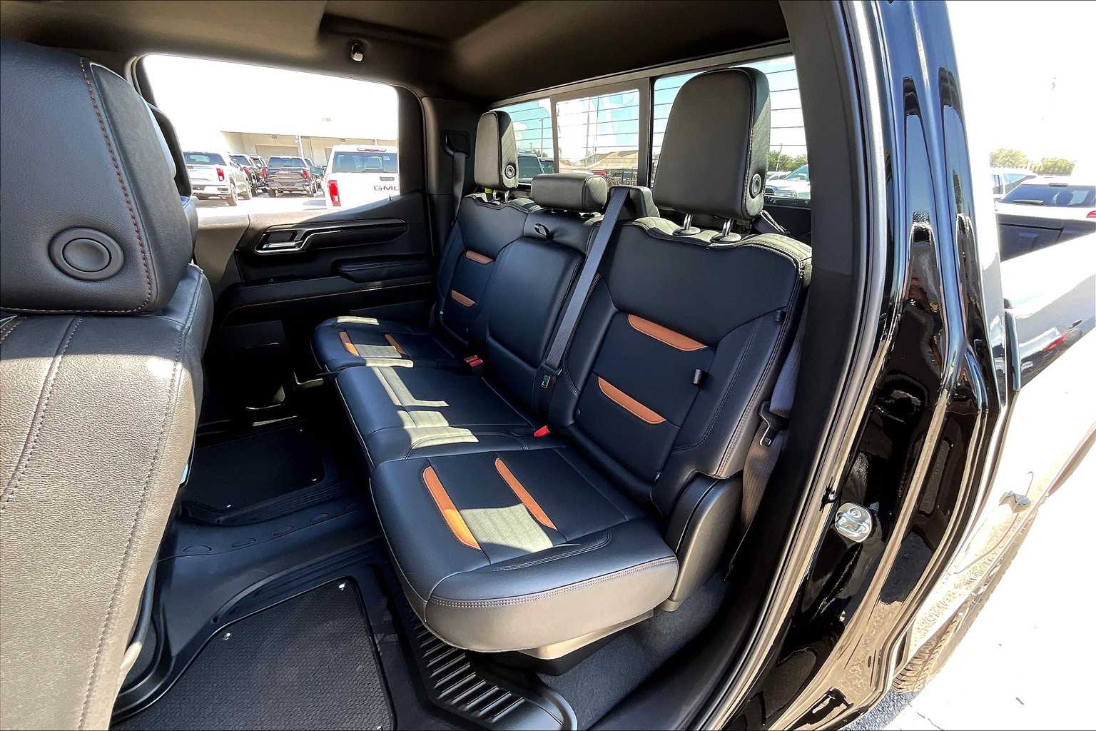 2025 Gmc Sierra AT4 photo 18