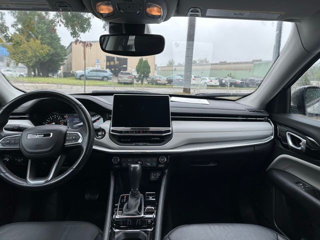 2022 Jeep Compass Limited photo 24