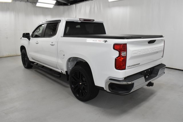 2022 Chevrolet Silverado 1500 LT photo 5