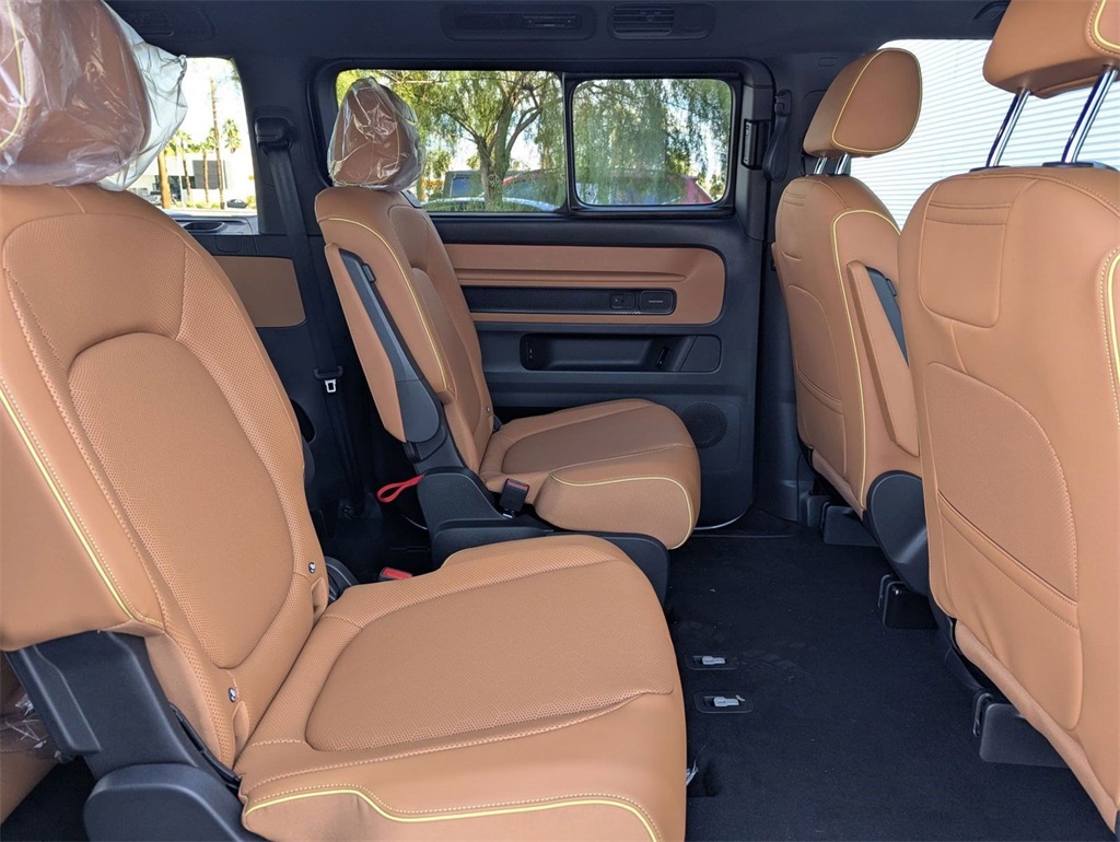 2025 Volkswagen ID. Buzz Pro Plus photo 20