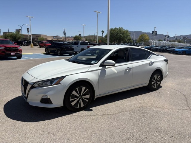 2021 Nissan Altima 2.5 SV