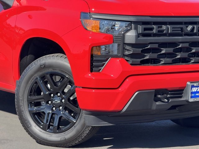 2026 Chevrolet Silverado 1500 Custom photo 3