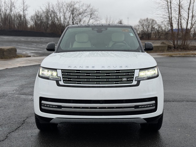 2025 Land Rover Range Rover Autobiography photo 7
