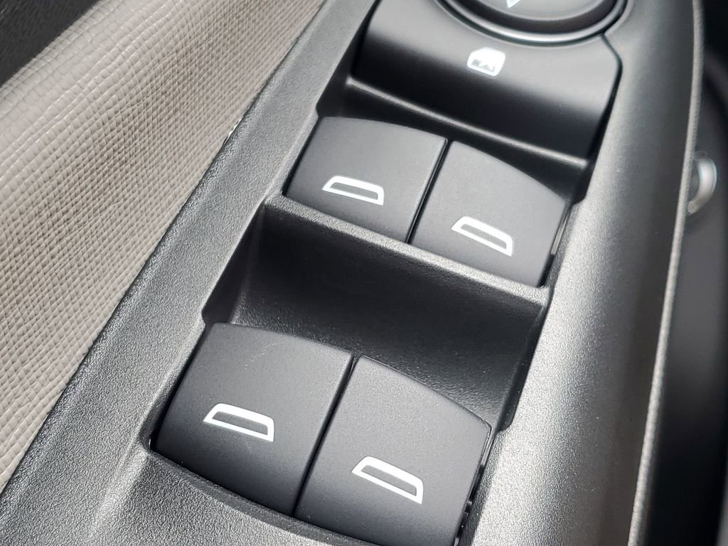 2025 Buick Envista Avenir photo 32