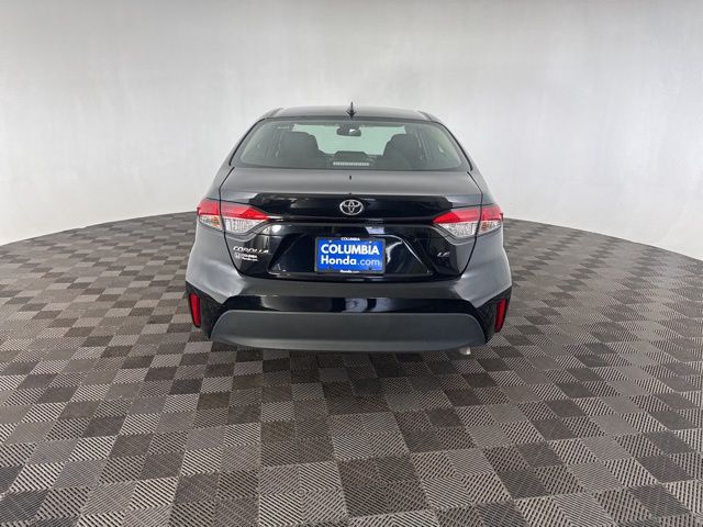 2024 Toyota Corolla LE photo 6