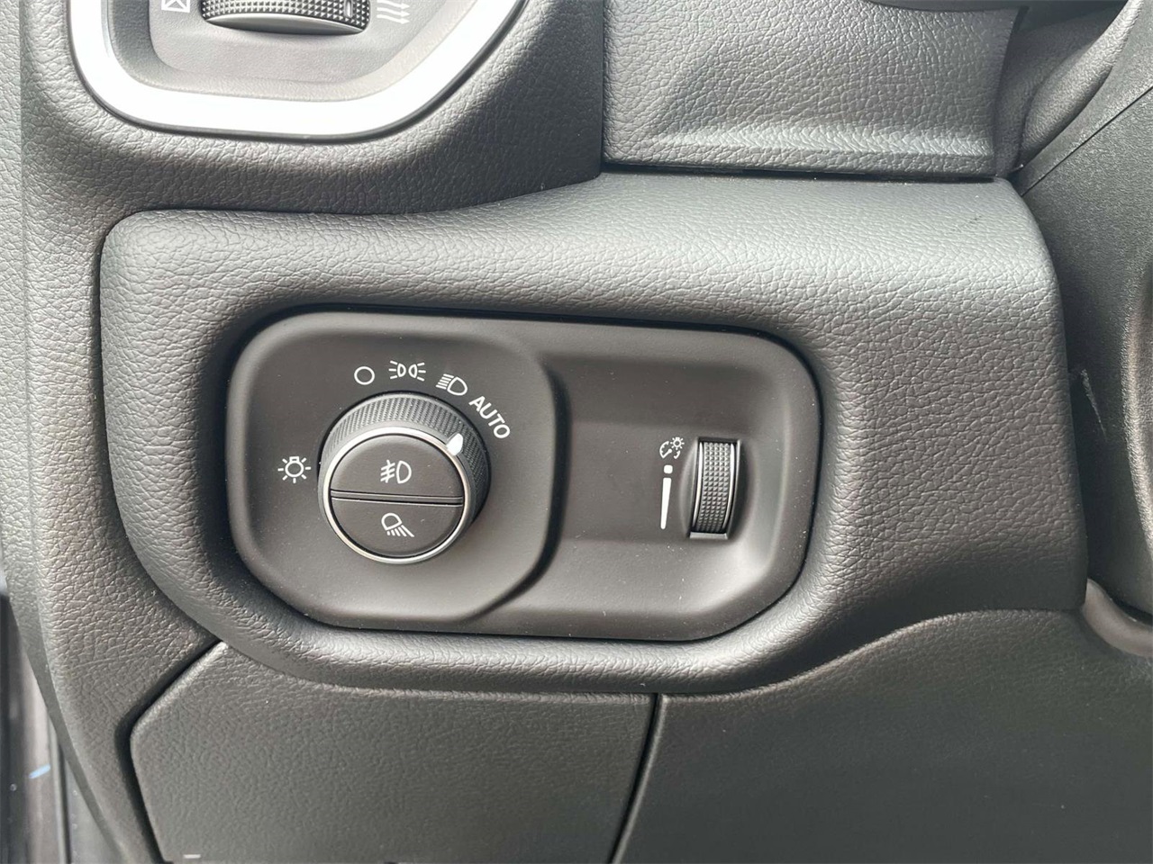 2026 Ram 2500 Big Horn photo 12