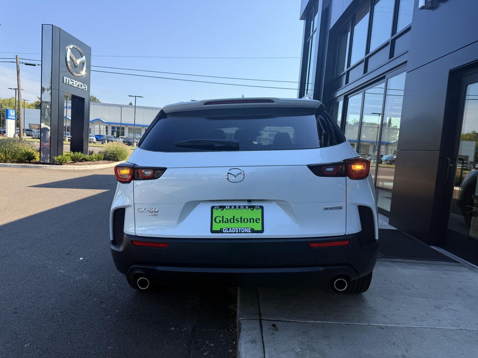 2025 Mazda CX-50 2.5 Premium Plus photo 5