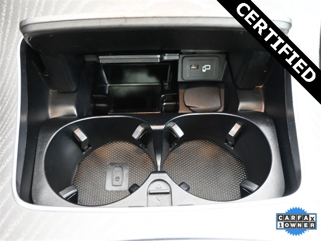 2022 Mercedes Benz E 350 photo 3