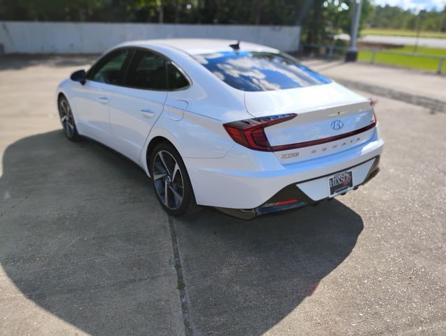 2021 Hyundai Sonata SEL Plus photo 3