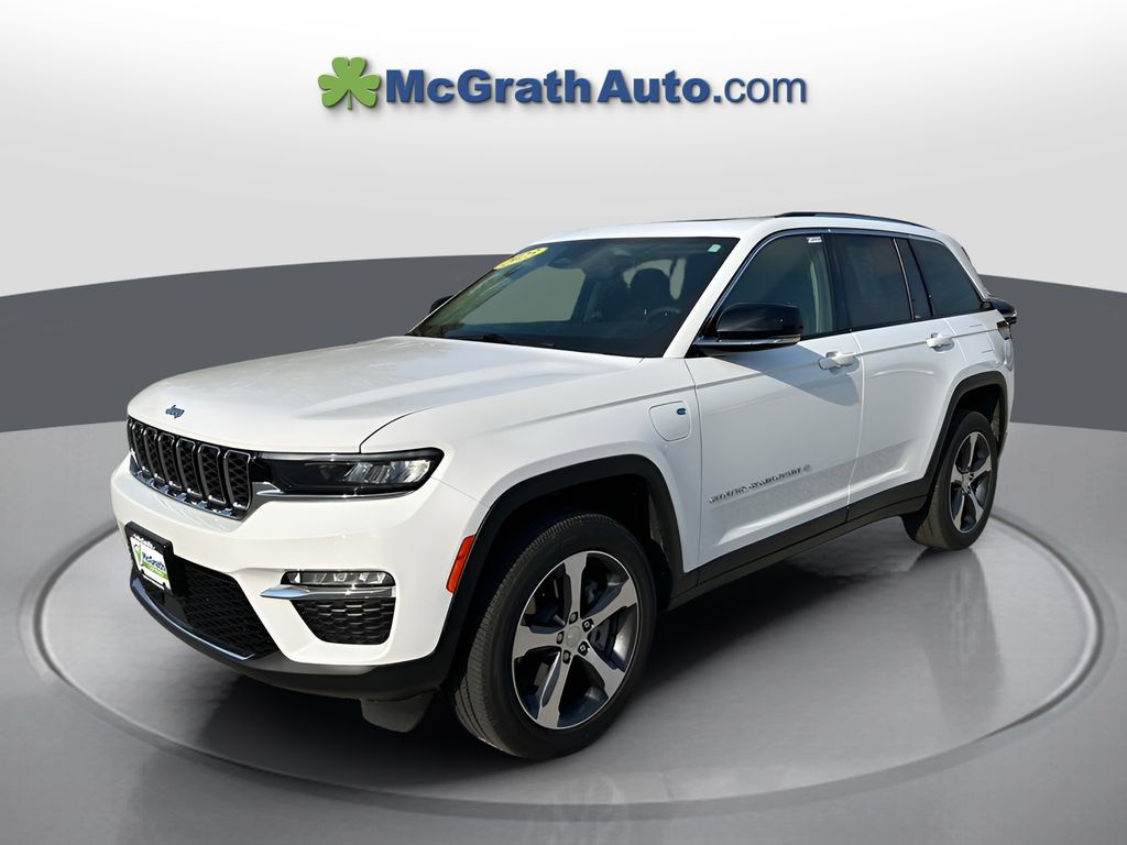 2023 Jeep Cherokee 4xe photo 3