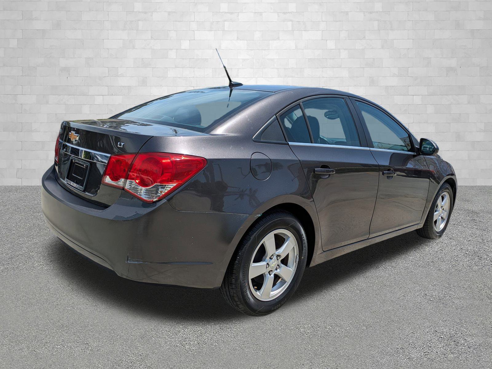 Used 2014 Chevrolet Cruze 1LT with VIN 1G1PC5SB9E7406075 for sale in Naples, FL