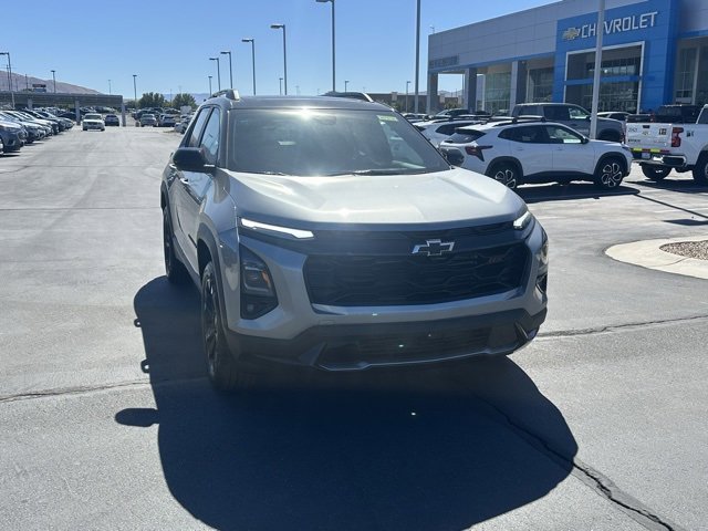 2026 Chevrolet Equinox RS photo 2