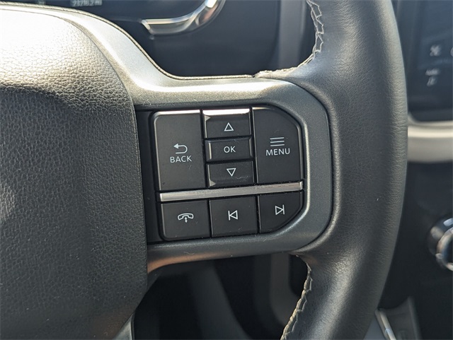 2023 Ford F-150 Lightning XLT photo 25