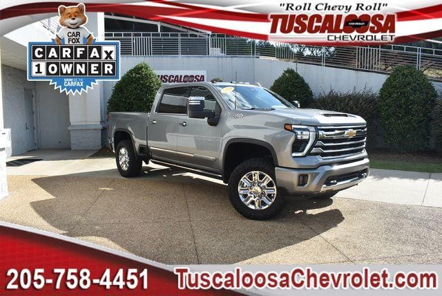 2024 Chevrolet Silverado 2500HD High Country's photo