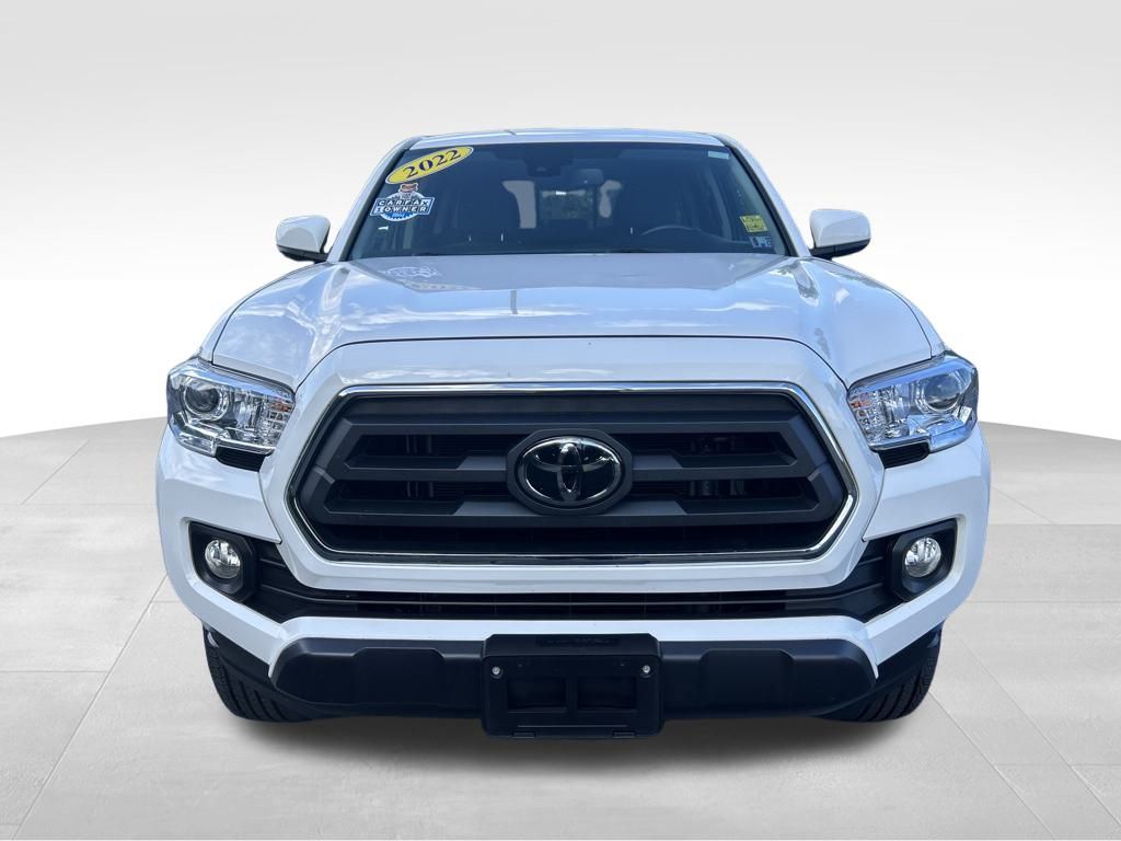 2022 Toyota Tacoma SR5 photo 8